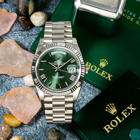 rolex green date